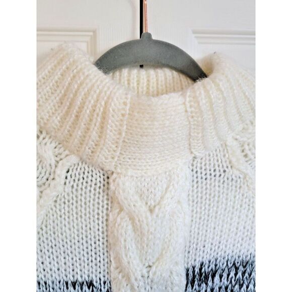 Classic New England‎ Women's M Sweater Vintage High Neck Bk/Wh/Gray Medium - Picture 3 of 6
